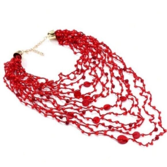 New! Zara Red Crochet Button Statement Necklace NWOT - Picture 4 of 4